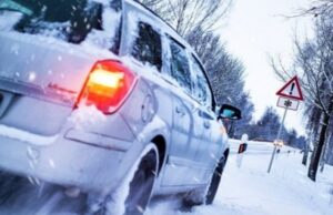 Волинян попереджають про ожеледицю на дорогах Волинян-попереджають-про-ожеледицю-на-дорогах