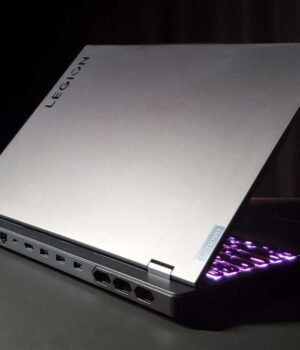 Зневірений-власник-ноутбука-від-lenovo-пообіцяв-$2-тисячі-тому,-хто-полагодить-пристрій