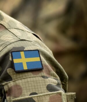 Навіщо-Росія-почала-гібридну-війну-в-Європі,-пояснив-шведський-генерал