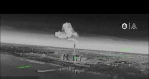 Птахи СБС завітали на хімзавод БРОМ, що працює на ВПК окупанта.(КРАСНОПЕРЕКОПСЬК, ТОТ АР Крим) (ВІДЕО) Птахи СБС завітали на хімзавод БРОМ, що працює на ВПК окупанта.(КРАСНОПЕРЕКОПСЬК, ТОТ АР Крим) (ВІДЕО)