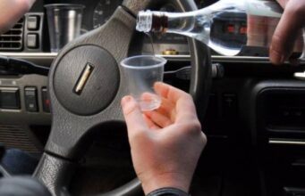Вночі біля Луцька спіймали п’яного водія без прав: 10 років не зможе сісти за кермо Вночі-біля-Луцька-спіймали-п’яного-водія-без-прав:-10-років-не-зможе-сісти-за-кермо
