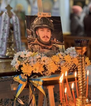 Нововолинська-громада-назавжди-попрощалася-із-Захисником-Юрієм-Ващишиним Нововолинська-громада-назавжди-попрощалася-із-Захисником-Юрієм-Ващишиним