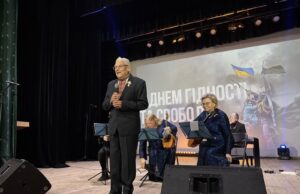 Нововолинська громада разом з усією Україною відзначає День Гідності та Свободи Нововолинська-громада-разом-з-усією-Україною-відзначає-День-Гідності-та-Свободи