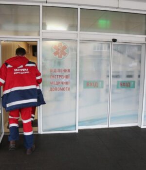 Сварка-переросла-у-стрілянину:-у-львівській-школі-стався-конфлікт-між-батьками-учнів