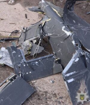 Російський-безпілотник-упав-на-територію-підприємства-у-Чернігові