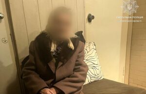 На Волині патрульні допомогли літній жінці, яка заблукала На-Волині-патрульні-допомогли-літній-жінці,-яка-заблукала