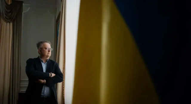 Сергій Кислиця розкрив секретність нової мирної угоди, обговореної в Женеві Сергій-Кислиця-розкрив-секретність-нової-мирної-угоди,-обговореної-в-Женеві