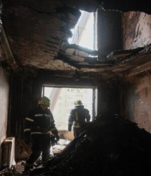 У-Києві-кількість-загиблих-зросла-до-семи:-з-під-завалів-дістали-тіло-чоловіка