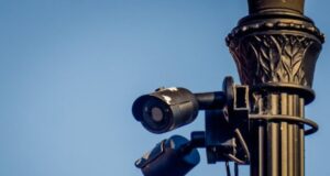 У Луцьку на Театральному майдані запрацювали «розумні» камери У-Луцьку-на-Театральному-майдані-запрацювали-«розумні»-камери