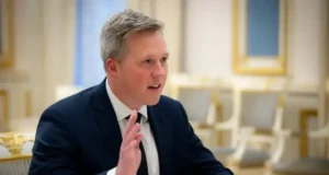 Bloomberg: у Дрісколла на тлі зустрічі з росіянами в ОАЕ заявили, що переговори йдуть добре,... bloomberg:-у-Дрісколла-на-тлі-зустрічі-з-росіянами-в-ОАЕ-заявили,-що-переговори-йдуть-добре,.