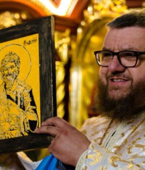 Священник-з-Волині-став-заслуженим-донором-України:-25-років-здає-кров