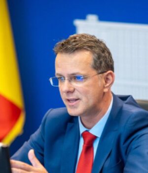 Винищувачі-переслідували-російський-дрон,-але-не-відкривали-вогонь,-–-міністр-оборони-Румунії