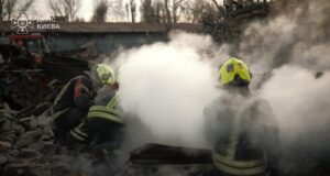 У Києві завершили аварійно-рятувальні роботи після атаки РФ: 7 загиблих, 21 постраждалий У-Києві-завершили-аварійно-рятувальні-роботи-після-атаки-РФ:-7-загиблих,-21-постраждалий