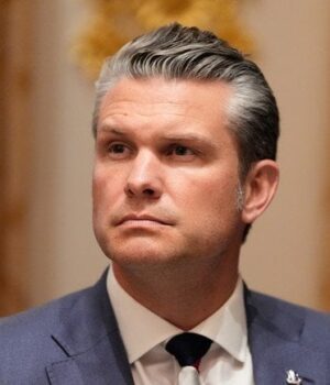 Міністр-оборони-США-відвідає-Домініканську-Республіку-на тлі-нарощування-сил-у регіоні