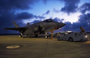 Здатні знищити літак з відстані в 300 км: 7 найпотужніших ракет класу “повітря-повітря” Здатні-знищити-літак-з-відстані-в-300-км:-7-найпотужніших-ракет-класу-“повітря-повітря”