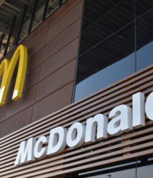 У-Луцьку-запрацював-сервіс-«Мобільне-замовлення»-від-«МакДональдз»