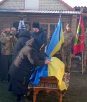 На-Ковельщині-поховали-полеглого-прикордонника-Ярослава-Пилипюка На-Ковельщині-поховали-полеглого-прикордонника-Ярослава-Пилипюка