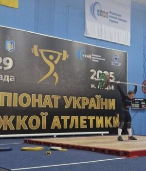 На-чемпіонаті-України-з-важкої-атлетики-у-Луцьку-перемогла-волинянка На-чемпіонаті-України-з-важкої-атлетики-у-Луцьку-перемогла-волинянка