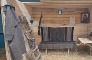 Криївка, у якій жив Ніл Хасевич: у музеї на Волині відтворили схованку упівця Криївка,-у-якій-жив-Ніл-Хасевич:-у-музеї-на-Волині-відтворили-схованку-упівця