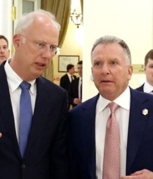 Віткофф-їде-до-Москви-Витік-розмов-зчинив-галас-Київ-насторожений.-План-миру-набуває-форми? Віткофф-їде-до-Москви-Витік-розмов-зчинив-галас-Київ-насторожений.-План-миру-набуває-форми?