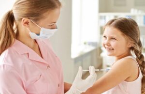 Чому вакцинація проти ВПЛ важлива і для хлопців, і для дівчат Чому-вакцинація-проти-ВПЛ-важлива-і-для-хлопців,-і-для-дівчат