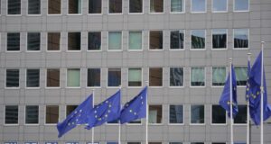 ЄС дістав «козир» у відповідь на домовленості щодо війни між США та РФ — журналістка ЄС дістав-«козир»-у відповідь-на домовленості-щодо-війни-між-США-та РФ —-журналістка