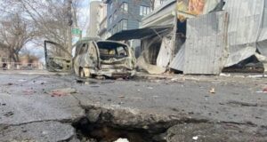 Рашисти вбили дроном жінку та дитину в Херсоні Рашисти-вбили-дроном-жінку-та-дитину-в-Херсоні