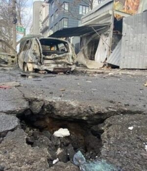 Рашисти-вбили-дроном-жінку-та-дитину-в-Херсоні