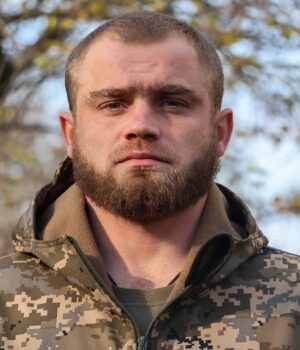 «Зараз-на-війні-–-епоха-дронів»,-–-воїн-сталевої-сотки-на-псевдо-Яник «Зараз-на-війні-–-епоха-дронів»,-–-воїн-сталевої-сотки-на-псевдо-Яник