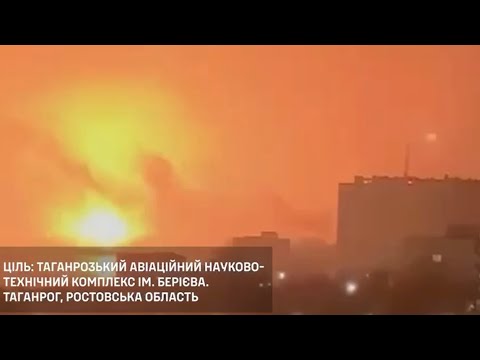 Різнобарвʼя ночі проти 25 листопада на болотах, реалізоване силами СОУ. (ВІДЕО) Різнобарвʼя ночі проти 25 листопада на болотах, реалізоване силами СОУ. (ВІДЕО)
