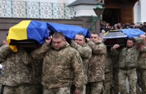 Луцьк попрощався з Героями Олександром Веремчуком та Костянтином Голубом Луцьк-попрощався-з-Героями-Олександром-Веремчуком-та-Костянтином-Голубом