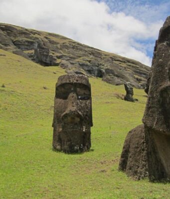 Велетенські статуї острова Пасхи зробили зовсім не так, як досі вважалося, – вчені Велетенські-статуї-острова-Пасхи-зробили-зовсім-не-так,-як-досі-вважалося,-–-вчені