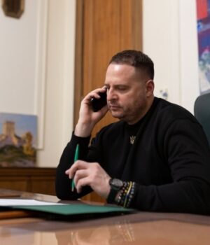 Обшук-у-Андрія-Єрмака:-що-відомо