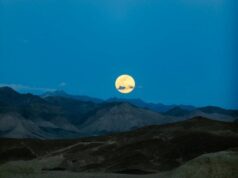 Життя на Землі без Місяця: чи вижили б океани та люди Життя-на Землі-без-Місяця:-чи вижили-б океани-та люди