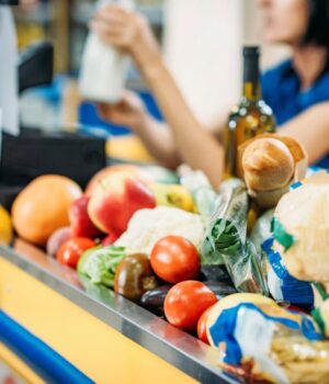 Ціни-на-продукти-злетять:-економіст-розповів,-що-здорожчає-найбільше