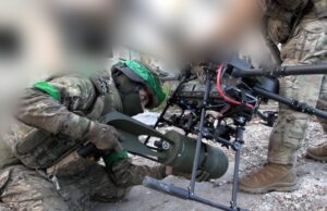 «Горять, біжать»: як екіпажі БпЛА ЗСУ працюють по російській піхоті на Покровському напрямку «Горять,-біжать»:-як-екіпажі-БпЛА-ЗСУ-працюють-по-російській-піхоті-на-Покровському-напрямку