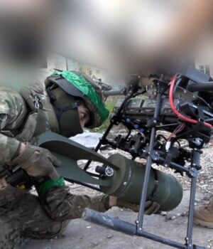 «Горять,-біжать»:-як-екіпажі-БпЛА-ЗСУ-працюють-по-російській-піхоті-на-Покровському-напрямку «Горять,-біжать»:-як-екіпажі-БпЛА-ЗСУ-працюють-по-російській-піхоті-на-Покровському-напрямку