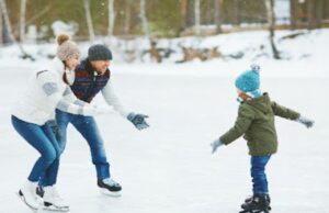 У Луцьку відкривається нова ковзанка «Снігова королева»: подробиці У-Луцьку-відкривається-нова-ковзанка-«Снігова-королева»:-подробиці