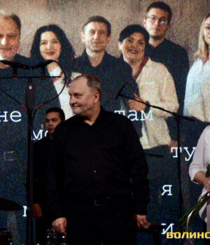 «Луцьк-звучить-фантастично»:-хор-«Оранта»-вразив-публіку-виконанням-волинських-шлягерів «Луцьк-звучить-фантастично»:-хор-«Оранта»-вразив-публіку-виконанням-волинських-шлягерів