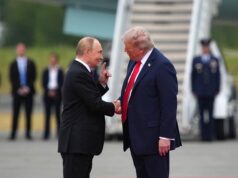 Ексрадниця Білого дому розповіла як Путін дражнив Трампа, а той навіть не помітив Ексрадниця-Білого-дому-розповіла-як-Путін-дражнив-Трампа,-а-той-навіть-не-помітив