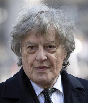 Помер-оскароносний-британський-драматург-Том-Стоппард Помер-оскароносний-британський-драматург-Том-Стоппард