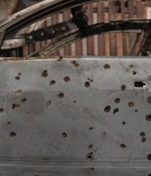 На Київщині-дронова-атака-спричинила-пожежі-та руйнування —-ОВА На Київщині-дронова-атака-спричинила-пожежі-та руйнування —-ОВА