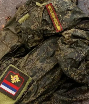 the-telegraph:-росія-кидає-в-атаки-"одноразових-піхотинців"-без-касок-та-бронежилетів the-telegraph:-росія-кидає-в-атаки-"одноразових-піхотинців"-без-касок-та-бронежилетів