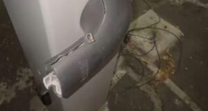 У Луцьку судили студента, який вночі зламав шлагбаум на Театральному майдані У-Луцьку-судили-студента,-який-вночі-зламав-шлагбаум-на-Театральному-майдані