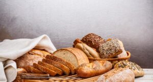 Пшеничний чи білий хліб: дієтолог пояснила, що корисніше Пшеничний-чи-білий-хліб:-дієтолог-пояснила,-що-корисніше
