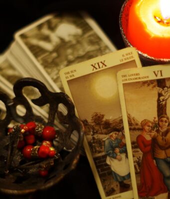 Гороскоп на грудень-2025 за картами Таро: Скорпіонам – інтерес, Козерогам – визнання Гороскоп-на-грудень-2025-за-картами-Таро:-Скорпіонам-–-інтерес,-Козерогам-–-визнання