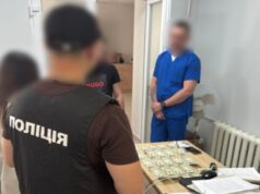 Інвалідність за $2000: працівник волинської лікарні отримав вирок за хабар Інвалідність-за-$2000:-працівник-волинської-лікарні-отримав-вирок-за-хабар