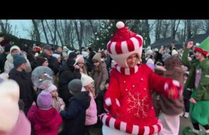 У Нововолинську запрацювало Різдвяне містечко: тепло для дітей, підтримка для Захисників (ВІДЕО) У Нововолинську запрацювало Різдвяне містечко: тепло для дітей, підтримка для Захисників (ВІДЕО)
