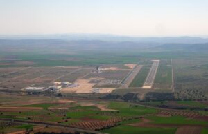 В Іспанії побудували аеропорт, який не має жодного пасажирського рейсу: що з ним сталося В-Іспанії-побудували-аеропорт,-який-не-має-жодного-пасажирського-рейсу:-що-з-ним-сталося