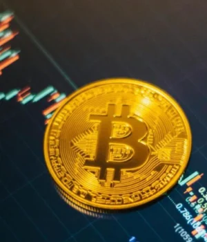 Біткоїн-впав-нижче-85-тис.-доларів-через-криптовалютний-крах